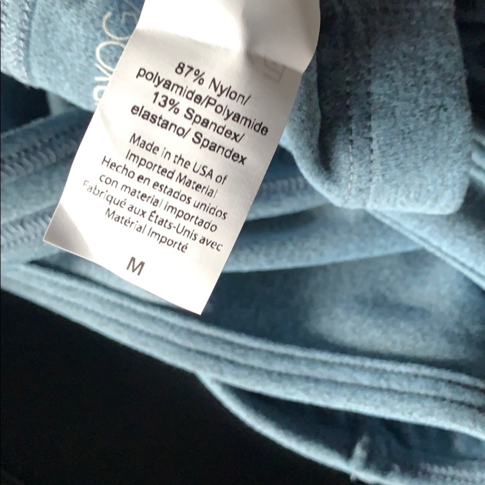 Beyond yoga blue crop top/bra! - Picture 5 of 6